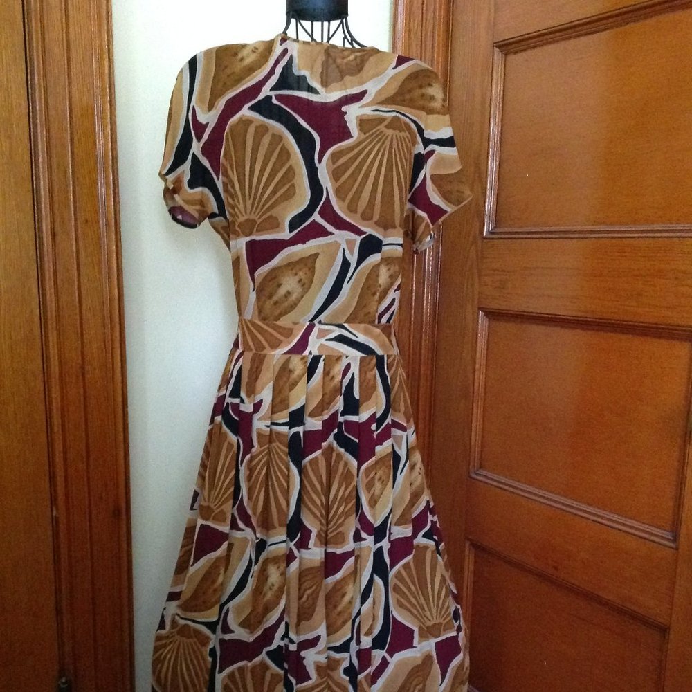 Jones New York Blouse/Skirt Set